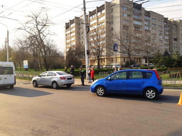 5-летний ребенок пострадал в ДТП с двумя легковушками в Ставрополе